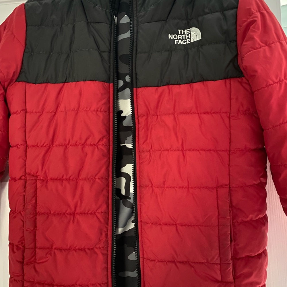 The north face boys jacket M(10/12)